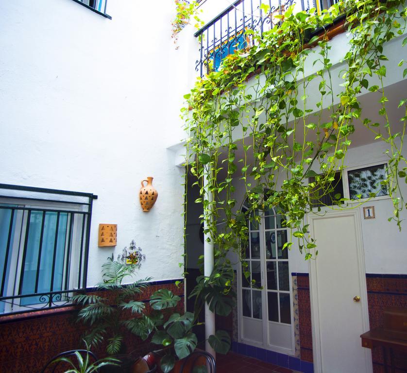 Santa María La Blanca Pensión Sevilla